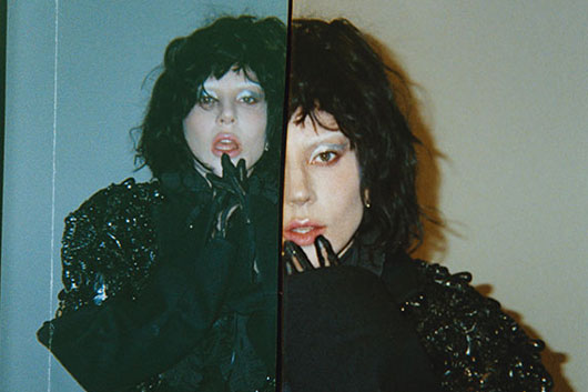 レディー・ガガ「日本ゴールドディスク大賞」洋楽部門でアルバム・オブ・ザ・イヤー、ベスト3アルバム、ソング・オブ・ザ・イヤー・バイ・ストリーミングを受賞！