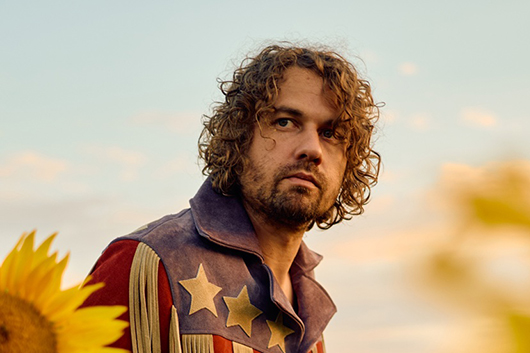 ケヴィン・モービー、5/15発売の新作『リトル・ワイド・オープン』よりセカンド・シングル／ビデオ「Die Young」リリース