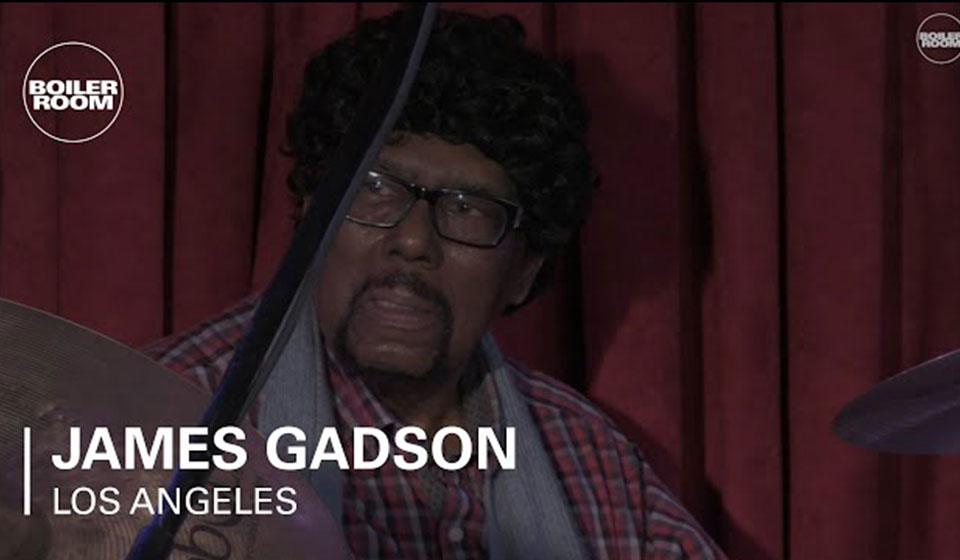 ダイアナ・ロスからレナード・コーエンまで、ジャンルを超えた歴史的名曲における数々のセッション・ワークで知られるドラマー、ジェームズ・ギャドソン死去