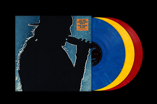 ビリー・アイリッシュ、3枚組カラーLP『HIT ME HARDAND SOFT：THE TOUR（LIVE）』5/1発売！　映画公開記念、ポスターがもらえるキャンペーンも！