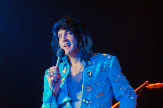 5月公開映画『EPiC／エピック エルヴィス・プレスリー・イン・コンサート』、圧倒的なヴォーカルに酔いしれる歌唱カット公開!!!