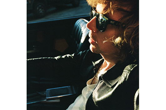 ベック、ニュー・シングル「Ride Lonesome」をリリース＆MVも公開