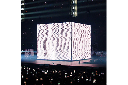 ビリー・アイリッシュ、ワールド・ツアーのイントロ音源である「Intro（Hit Me Hard And Soft Tour）」が最新シングルとして配信開始！