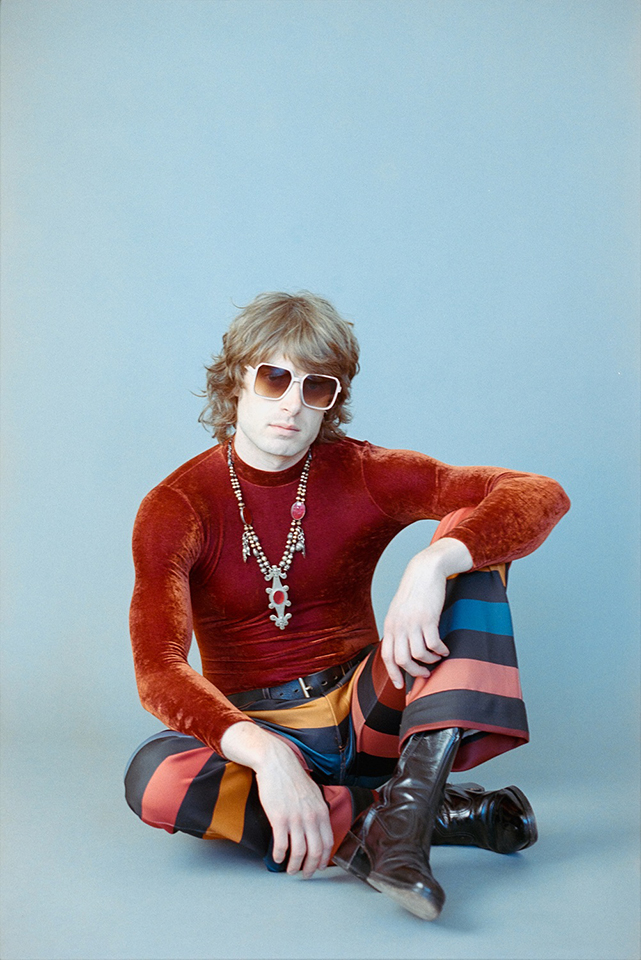 フジロックでもおなじみシンガー・ソングライター／ピアニストのニール