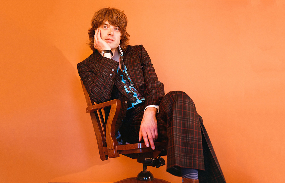 ニール・フランシス、3作目となる新作『リターン・トゥ・ゼロ』完成