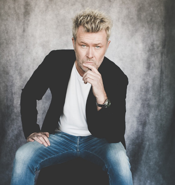 a-haのマグネ・フルホルメン待望のソロ・アルバムから、3曲の