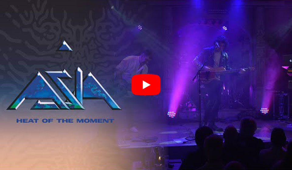 エイジア、新ライヴ・アルバムのリリースを発表。「Heat Of The Moment