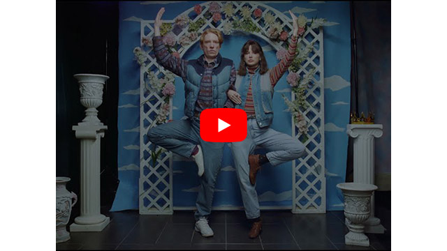 テイラー・スウィフト、新曲「オパライト」で全米1位獲得! アルバム テイラー・スウィフト、新曲「オパライト」で全米1位獲得! アルバム