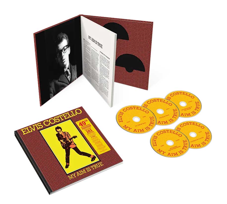 エルヴィス・コステロ、来年のデビュー・アルバム発売50周年を待たずし