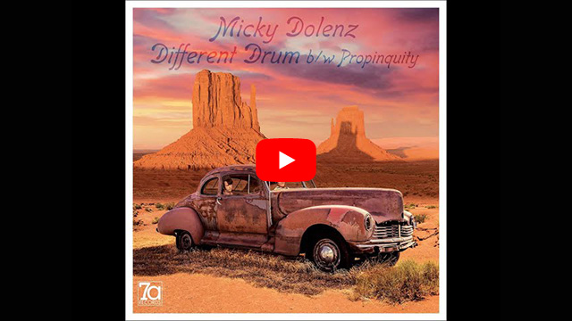 ミッキー ドレンツ 新作 Dolenz Sings Nesmith から Different Drum と Propinquity のプロモーション ビデオ公開 News Music Life Club